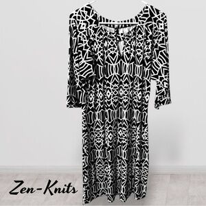 🌺ZEN-KNITS Elegant Black and White Geometric Dress